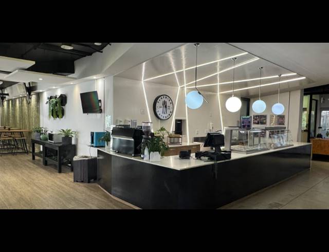 4,486M² OFFICE TO LET IN ROSEBANK
